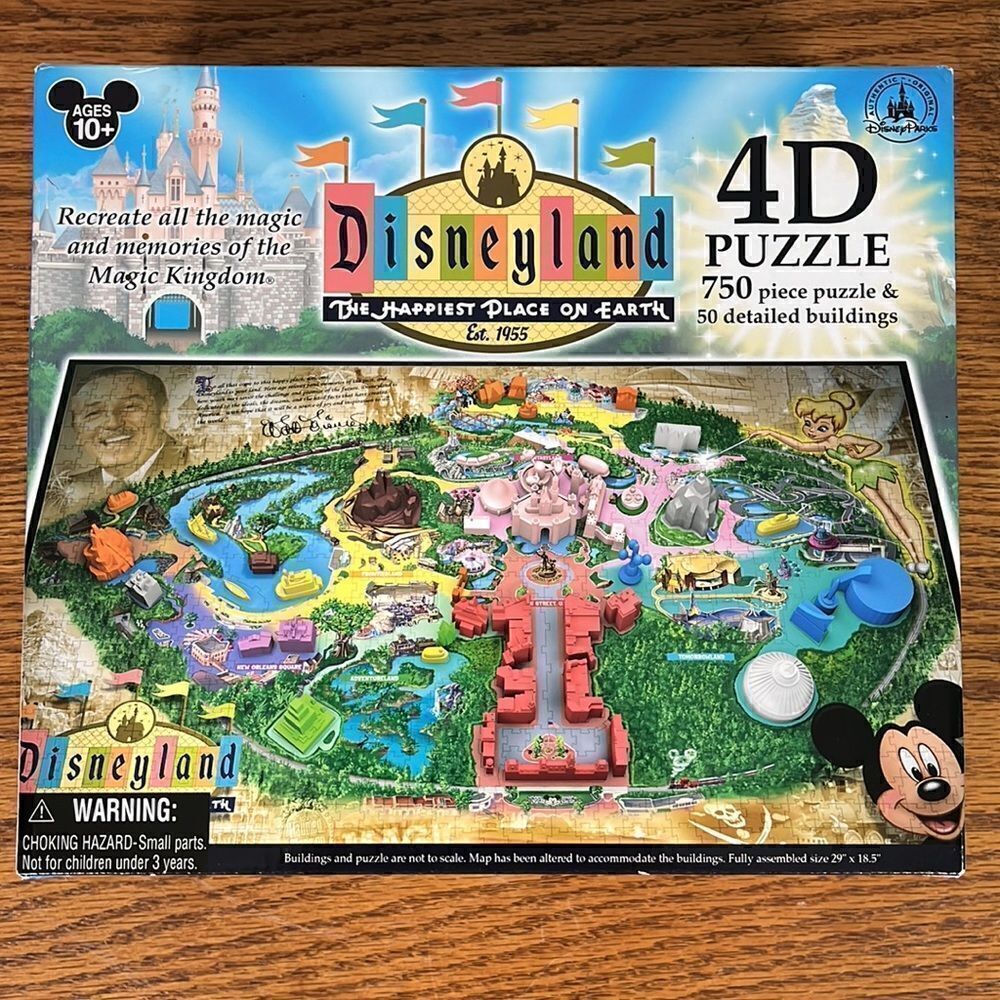 Disney Parks Exclusive Disneyland 4D 750 Piece Puzzle And 50 Building Replicas